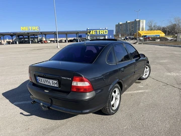 Авто Opel Vectra 1996 № 8653146