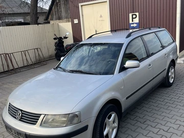 Авто Volkswagen Passat Variant 2000 № 8653166