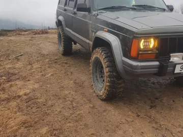 Авто Jeep Cherokee 1995 № 8653390