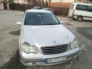Авто Mercedes Mb 2005 № 8653435