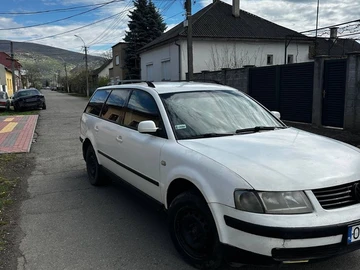 Авто Volkswagen Passat Variant 1999 № 8653438