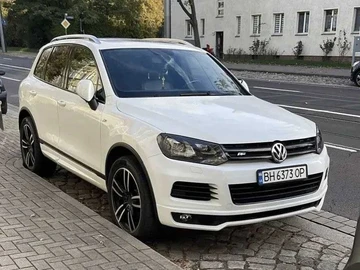 Авто Volkswagen Touareg 2014 № 8653496
