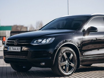 Авто Volkswagen Touareg 2010 № 8653510