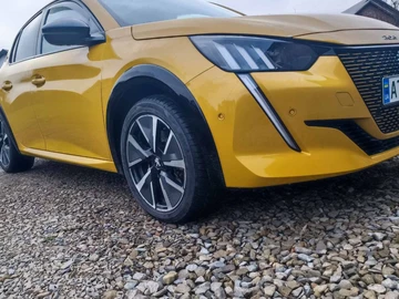 Авто Peugeot 208 2021 № 8653910