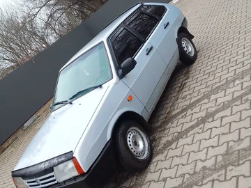 Авто ВАЗ 2109 1998 № 8653934