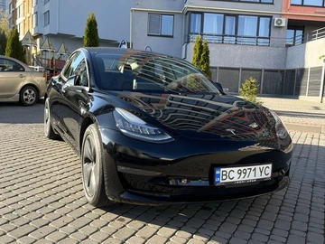 Авто Tesla Model 3 2018 № 8653944