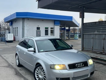Авто Audi A4 2001 № 8654389