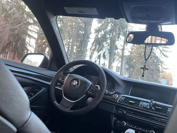 Авто BMW 5 Серия 2011 № 8654392