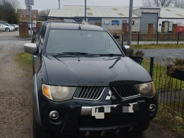 Авто Mitsubishi L 200 2007 № 8654415