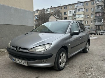 Авто Peugeot 206 2002 № 8654493