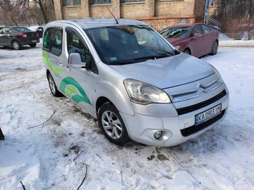 Авто Citroen Berlingo 2008 № 8654494