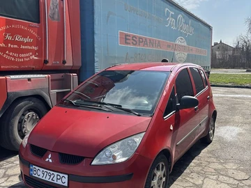 Авто Mitsubishi Colt 2007 № 8654692
