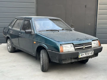 Авто ВАЗ 21099 2004 № 8654710