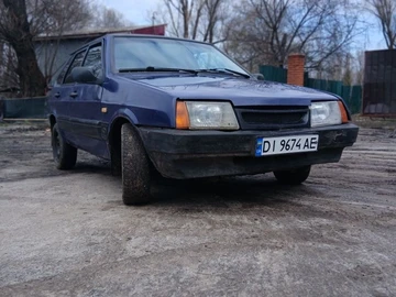 Авто ВАЗ 2109 1991 № 8654734