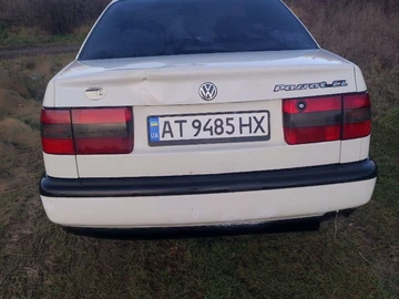 Авто Volkswagen Passat Sedan 1996 № 8654989