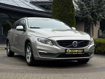Авто Volvo V60 2015 № 8654999