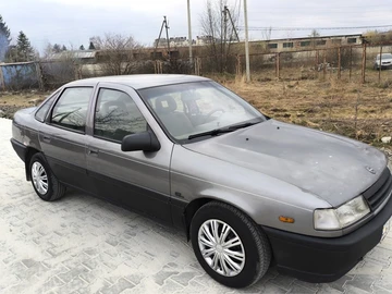Авто Opel Vectra 1989 № 8655164