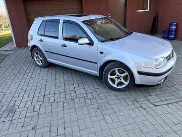 Авто Volkswagen Golf 1999 № 8655169