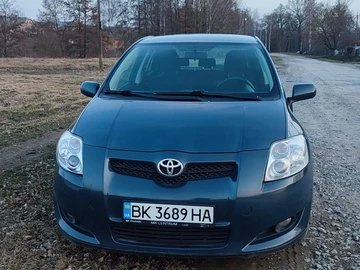 Авто Toyota Auris 2008 № 8655240
