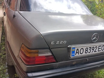 Авто Mercedes 220 1994 № 8655418