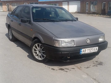 Авто Volkswagen Amarok 1993 № 8655446
