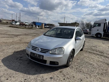 Авто Volkswagen Golf 2004 № 8655646