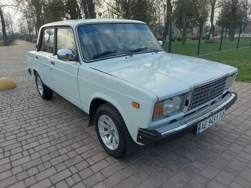 Авто ВАЗ 2107 1994 № 8655735