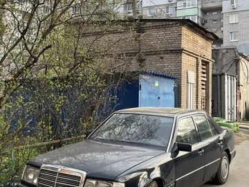 Авто Mercedes 230 1991 № 8656003