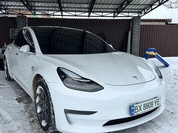 Авто Tesla Model 3 2019 № 8656021