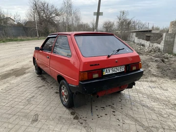 Авто ЗАЗ Таврия 1990 № 8656045