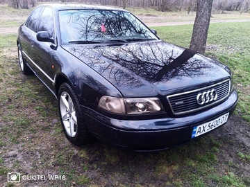 Авто Audi A8 1995 № 8656328