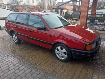 Авто Volkswagen Passat Variant 1991 № 8656337