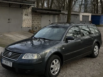 Авто Volkswagen Passat Variant 2002 № 8656347