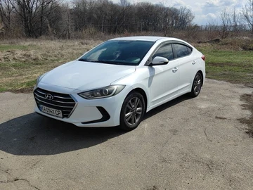 Авто Hyundai Elantra 2017 № 8656390