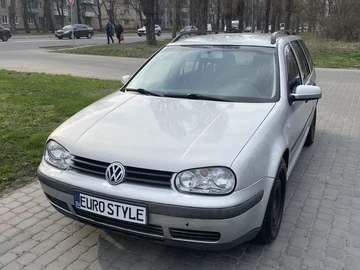 Авто Volkswagen Golf 2000 № 8656689