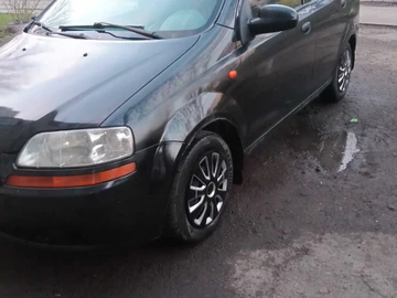 Авто Chevrolet Aveo 2005 № 8657050