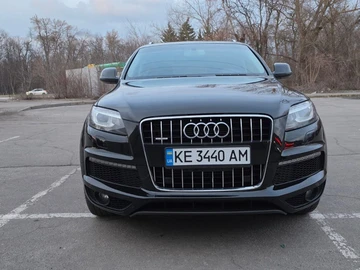 Авто Audi Q7 2011 № 8657185