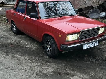 Авто ВАЗ 2107 1987 № 8657197