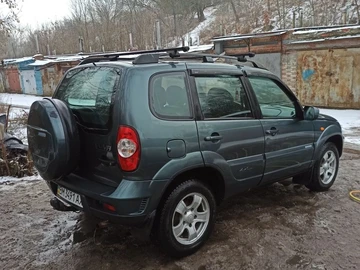 Авто Chevrolet Niva 2010 № 8657228