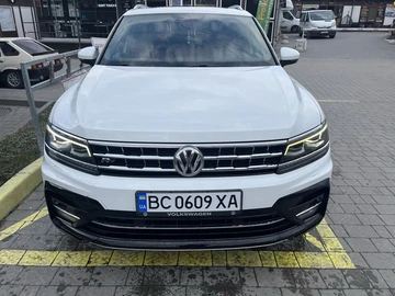 Авто Volkswagen Tiguan 2018 № 8657231