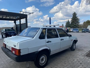 Авто ВАЗ 21099 1996 № 8657248
