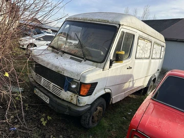 Авто Mercedes Sprinter 1994 № 8657380