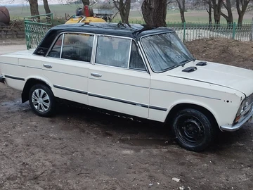 Авто ВАЗ 2103 1993 № 8657465