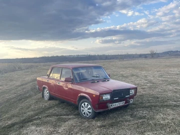 Авто ВАЗ 2107 1996 № 8657735