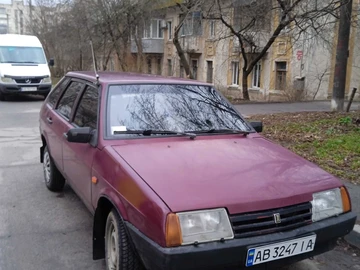 Авто ВАЗ 2109 1995 № 8657859