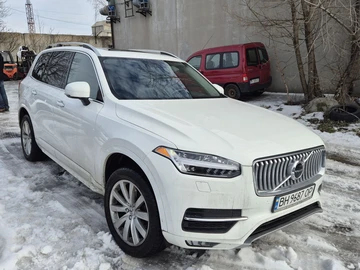Авто Volvo Xc90 2018 № 8657864
