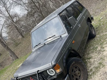 Авто Mitsubishi Pajero 1990 № 8658097