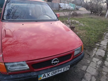 Авто Opel Astra 1992 № 8658107
