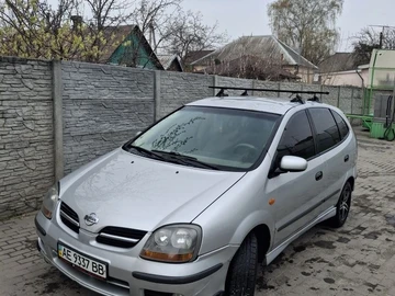 Авто Nissan Almera Tino 2002 № 8658340
