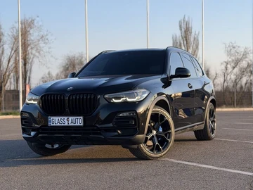 Авто BMW X5 2019 № 8658449